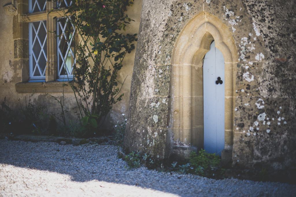 Wedding Photography French château - small door of château - Wedding Photographer