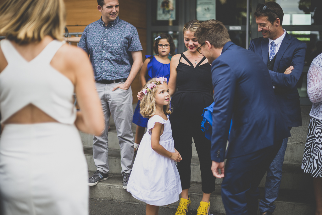 Wedding Photography Toulouse - gathering of family in front of town hall - Wedding Photographer