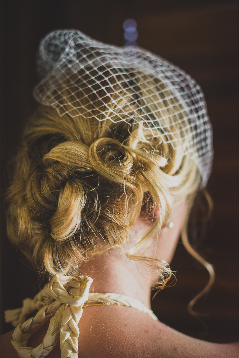 rozimages - photographie de mariage - gros plan sur la coiffure de la mariée - Broome, Australie