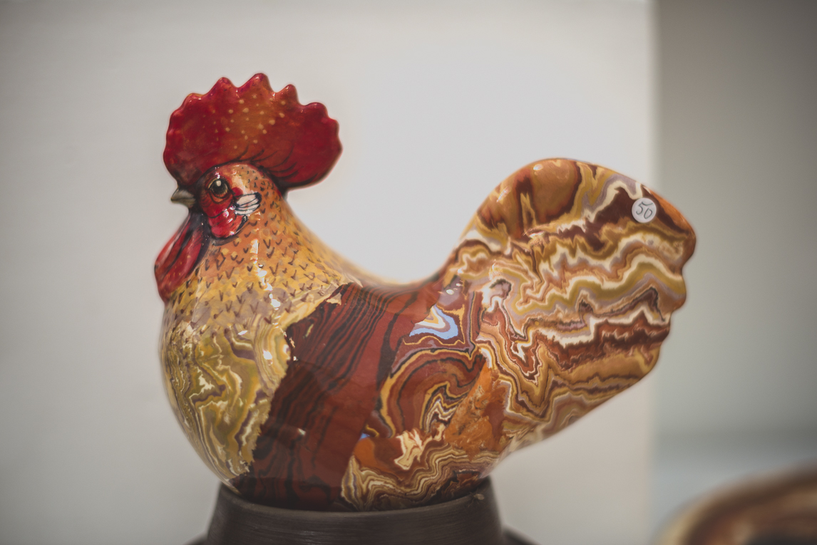 rozimages - Event photography - Salon des Arts et du Feu 2015 - sculpture in the shape of a cockerel - Martres-Tolosane, France