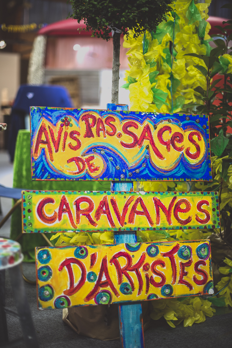 rozimages - Event photography - Salon des Arts et du Feu 2015 - coloured sign - Martres-Tolosane, France