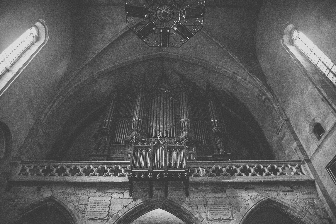 rozimages - travel photography - church organ - Foix, France