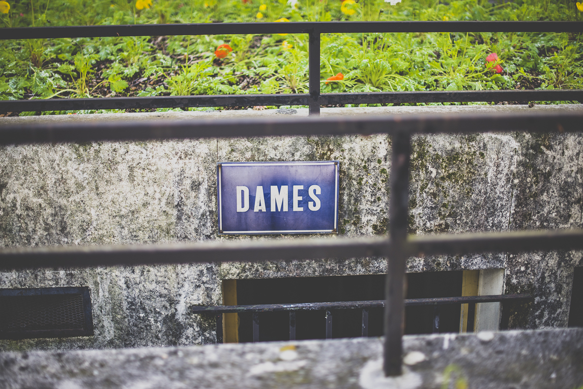 Picture of the French town of Auch - public toilet - Auch Photographer