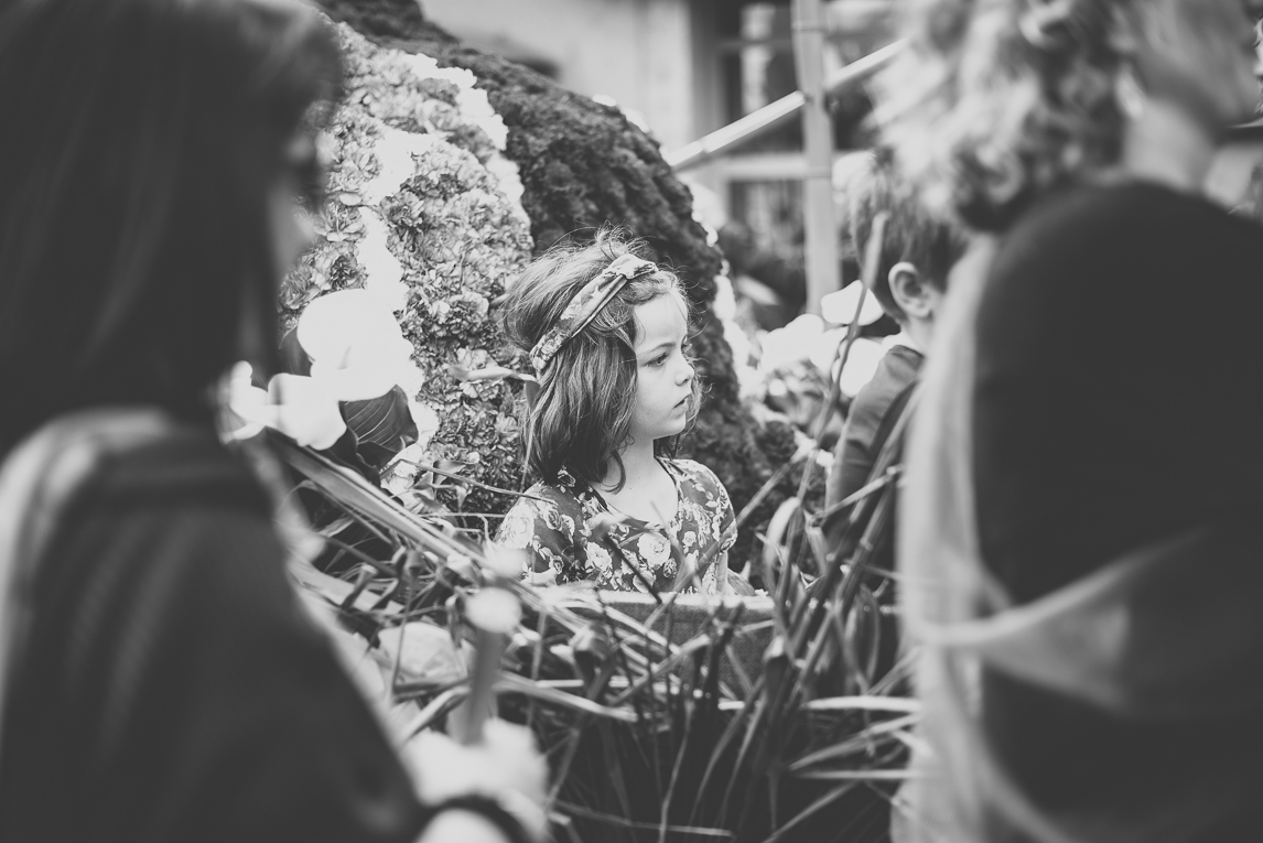 Fête des fleurs Cazères 2016 - enfant sur char de défilé - Photographe évènementiel
