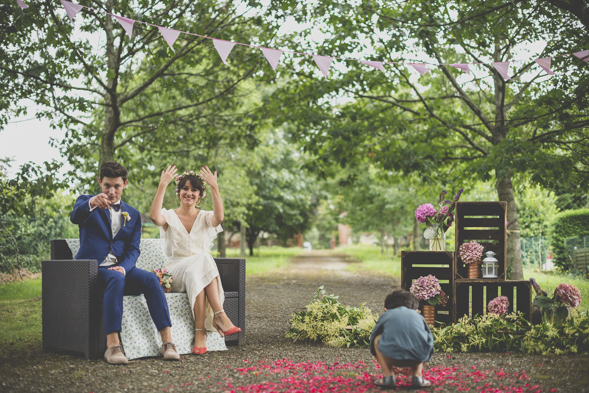 Reportage mariage Toulouse - mariés pendant cérémonie laïque - Photographe mariage