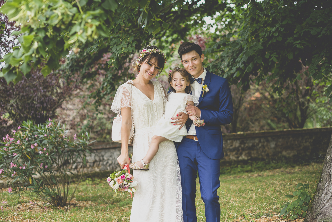 Reportage mariage Toulouse - mariés et enfant - Photographe mariage