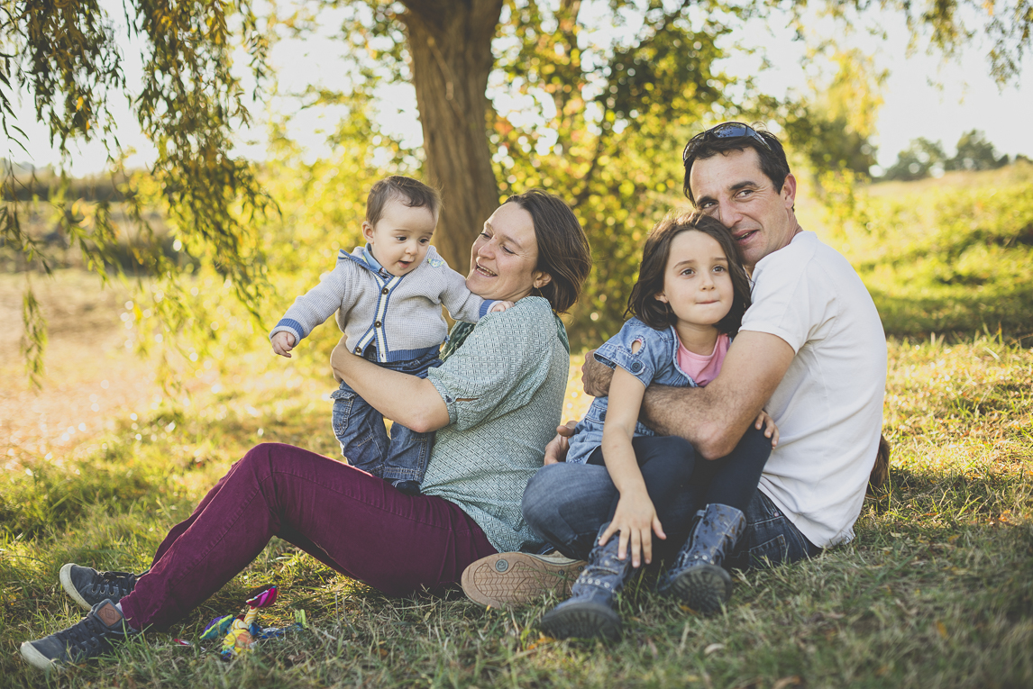 Family photo session Ariège - family portrait - Family Photographer