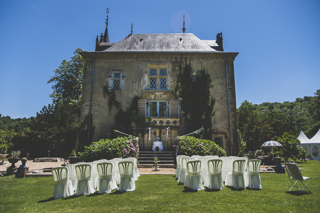 Wedding Photography French château - ceremony location - Wedding Photographer