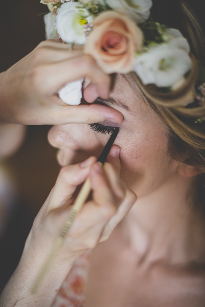 Reportage mariage Toulouse - maquillage de la mariée - Photographe mariage