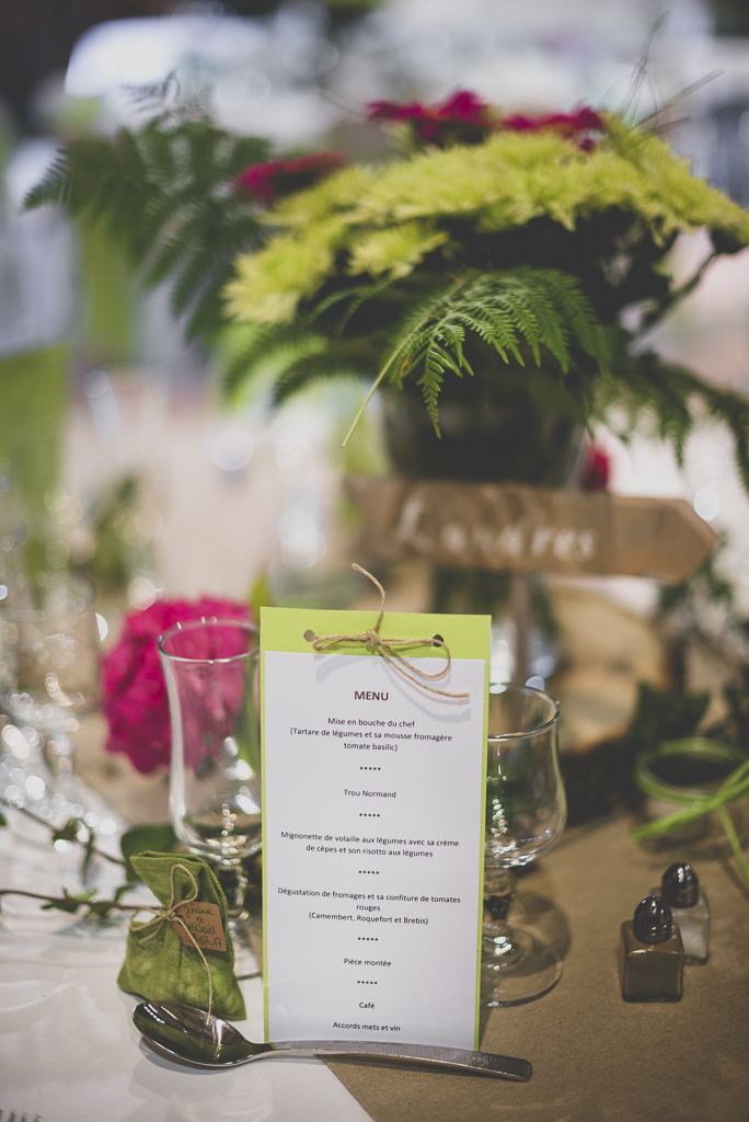 Mariage Toulouse - menu sur table - Photographe mariage Toulouse