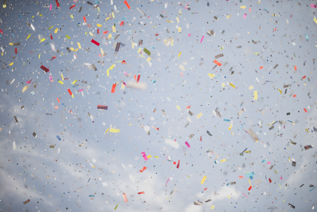 Fete des fleurs Cazeres 2018 - ciel de confettis - Photographe Haute-Garonne