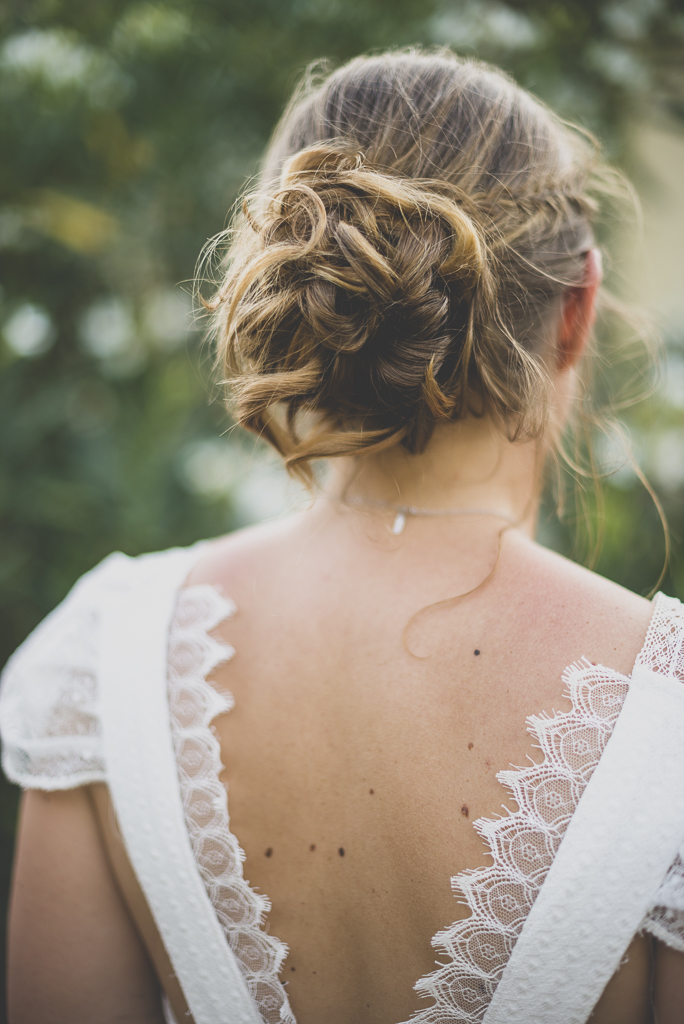 Reportage mariage Haute-Garonne - dos de la mariée - Photographe mariage