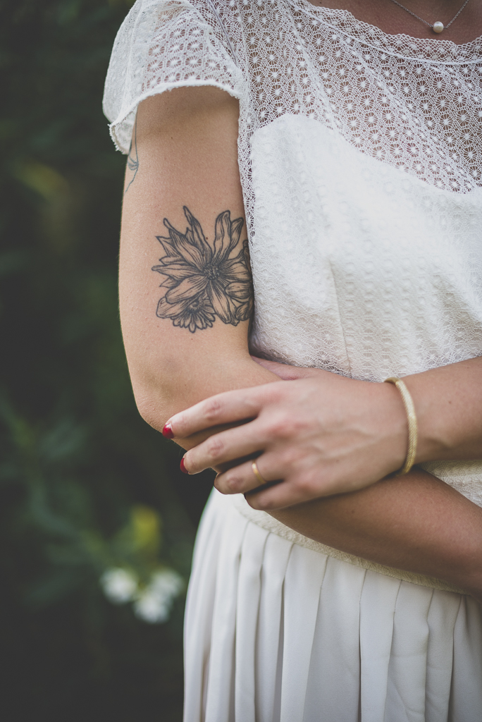 Reportage mariage Haute-Garonne - tatouage de la mariée - Photographe mariage