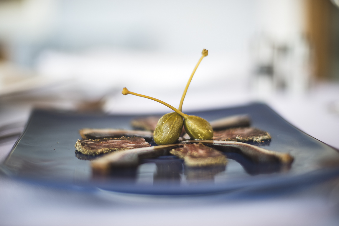 Séance photo chambres d'hôtes Ariège - assiette apéritive - Photographe B&B