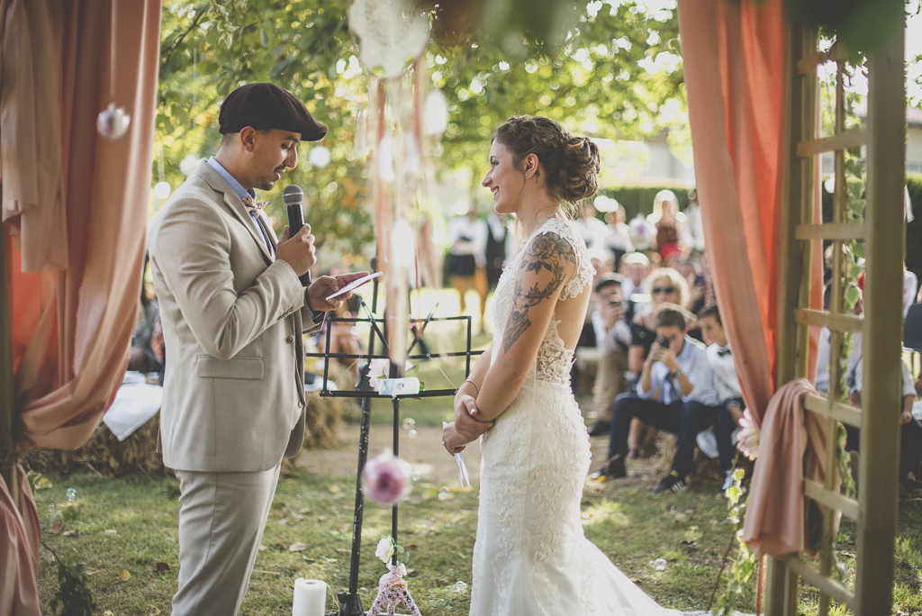 Reportage mariage automne Saint-Gaudens - échange des voeux cérémonie laique - Photographe Saint-Gaudens