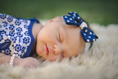 rozimages - family photography - newborn photography - portrait of newborn - Broome, Australia